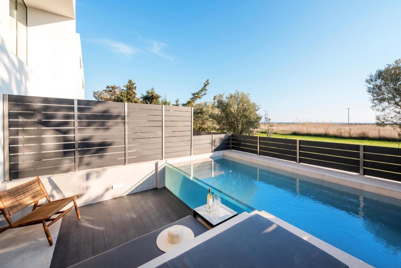 Serene Seafront Villas Nea Iraklia Exteriér fotografie